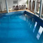 شقة Ski-in Flat Next To Road At Mountain View