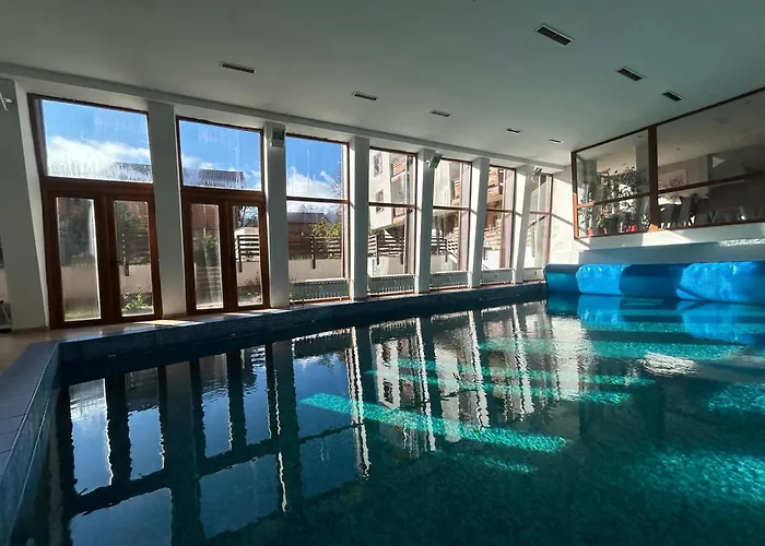 Daire Ski-in Flat Next To Road At Mountain View